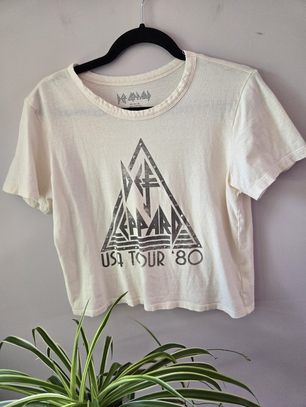 Def Leppard Studded USA Tour '80 Graphic Crop Tee Cream Medium